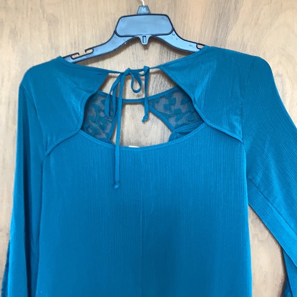 Price Firm 🔺 Altar'd State boho bell sleeve dress w/ cutout size S - Picture 13 of 15